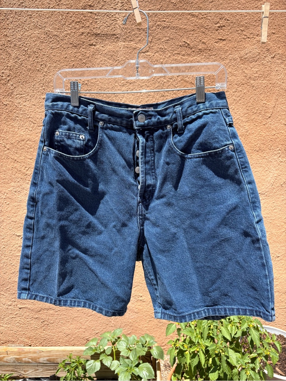 Vintage Guess Women’s Dark Blue Denim Jean Shorts